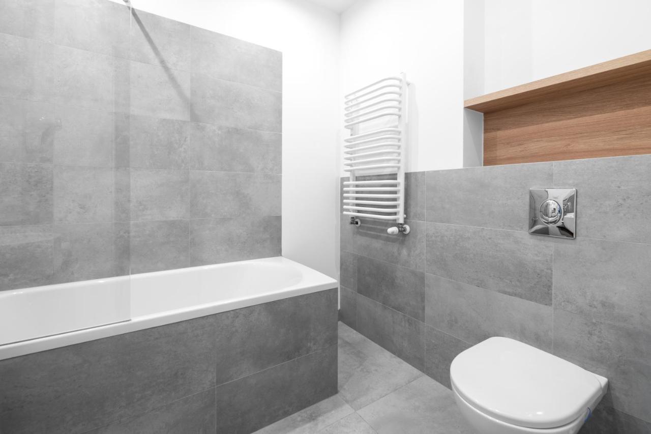 Warsaw Concierge Warszawa Zachodnia Appartement Buitenkant foto