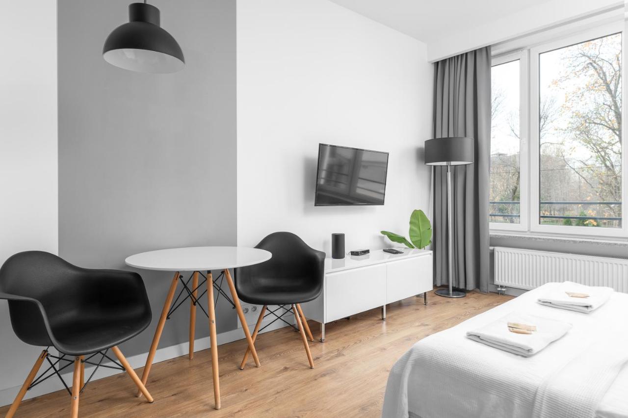 Warsaw Concierge Warszawa Zachodnia Appartement Buitenkant foto